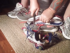 knife tease and cut sneakers
