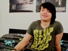 Infatuating Domino Harvey Taunts Us With His Solo Jerking