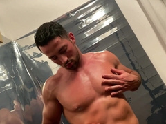 Spanish Grizzly with a Enormous Fuckpole