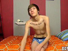 slim twunk Nick Simpson has a surprisingly large salami