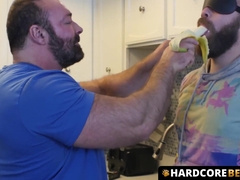 HardcoreBears.com - Wooly dad taunts round grizzly before gonzo barebacking deeply