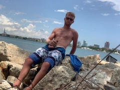 Calhoun Sawyer stroking off in Miami!