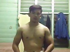 Gay Sex : A fit guy jerk off his dick, sperm spread out