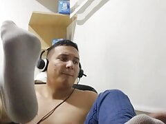 suck the feet of this latino