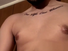 Keef shooting some cum over his body