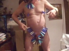 Guy punishing herrin_mia with clamps - Slave gets disciplined