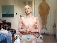 TWINK IS ALWAYS HUNGRY FOR RAW COCK