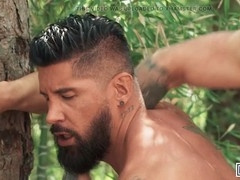 Hunks Scott Carter and Justin Jett deepthroat each other's cocks until they cum simultaneously everywhere