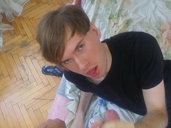 Youngster blowing fuck-stick and getting torn up