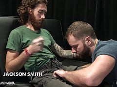 Scruffy Tatted Alt-guy gets blown