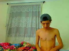 two smoothie latino boy wank on webcam