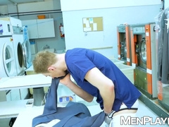 Tattooed hunk Andy Star devours massive cock of suited Kayden Gray