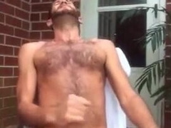 Str8 men jerk off in front yard 10