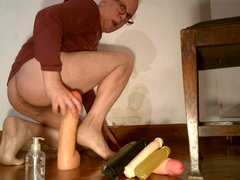 Dual fake penis, filthy with slaver and climax, See me filthy my rump with liquid and jizz!