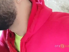 Se lo mame a desconocido en la calle