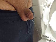 Arab Pissing for daddy chubbear MeshellMe Can't wait!