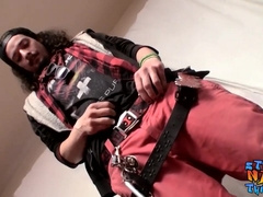 GAY-FOR-PAY BARE THUGS - Insane gay-for-pay amateur Max Harley faps sausage solo