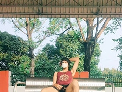 Teenager desi Muslim mary dude masterbating at railway station