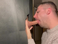 34 ans. Venu pour sonnie 1er glory crevice il m’offre une grosse portion de sperme