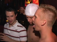 Wolves Deep-Throat And Ravage So Rock-Hard