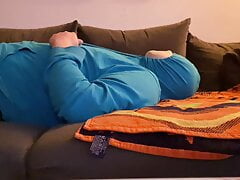 BHDL - LATEXGLOVE BREATHPLAY - CHRISTMAS EVE HOODIE TRAINING PART 2