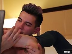 Latin gay foot fetish with cumshot