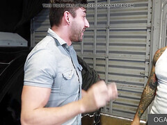 Gay suck, gay car, without a condom