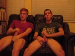college friends jerking on cam together