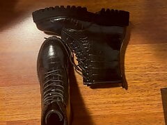 Cum on sexy shiny boots