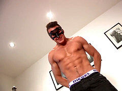 Maskurbate Philippe's Smoking audition