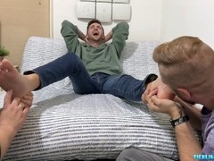 Straight boy, talking, ample