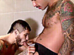 Gay shower, kouření ptáka, rectal