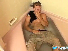 spectacular Kelly Cooper wanking off in wet lingerie