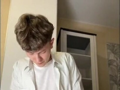 Young Fellows Jerking his Massive Meatpipe (23cm) in Shower