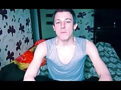 TWINK IS ALWAYS HUNGRY FOR RAW COCK