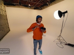 VRB Bumder Muscle model Michael Boston wants to poke fresh cameraman VR Pornography