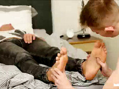 Homo, handjob, foot-job