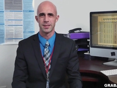 Does bare yoga motivate workers? Find out! (xd15422)