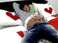 Horny twink caresses his slender body before jerking off solo