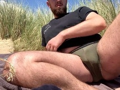 DILF robex hib enjoys a wild public beach wank