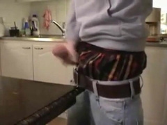 sagger man jizzing in the table