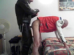 baise un de mes potes .