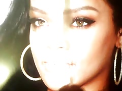 Rihanna cum tribute