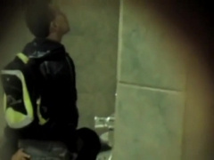 Fausto Cubarrubias en el Baño La Paz Bolivia