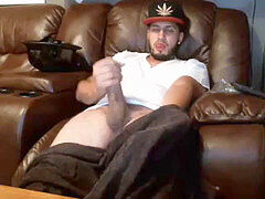Str8 dude stroke on couch