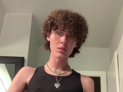 Suspended lad plows fucktoy with popshot