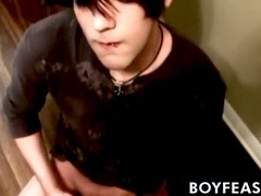 Emo Twink Deepthroats