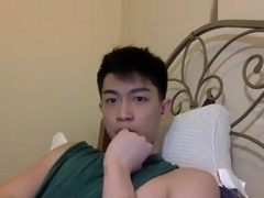 Handsome Guy Jerk off on Cam