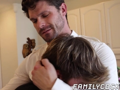 Blonde Jordan Lake cums hard while getting barebacked by hunk Devin Franco