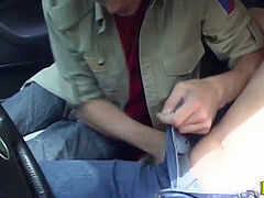 amateur gets bum poked